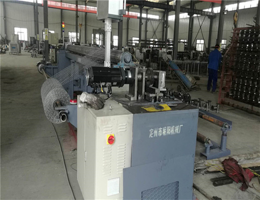 2.5mm Plc Hexagonale Draad Mesh Machine For Pavement Reinforcement